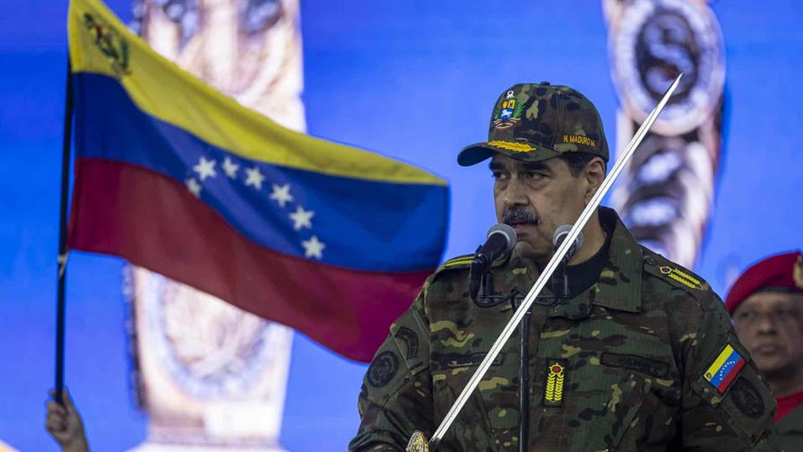 Maduro: Nosotros tenemos que ser capaces de defender esta tierra de cualquier amenaza imperialista Maduro: Nosotros tenemos que ser capaces de defender esta tierra de cualquier amenaza imperialista