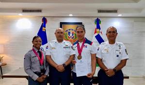 Dirección de deportes de la Policía reconoce gestión de Guzmán Peralta