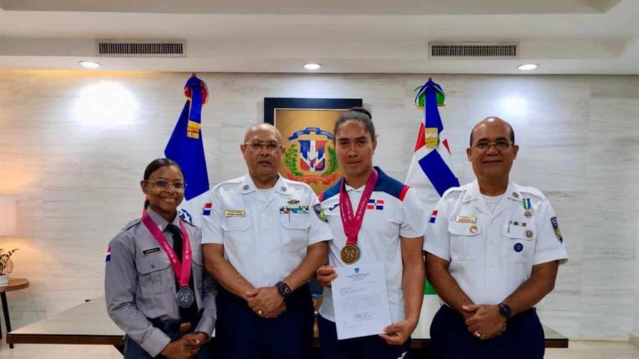 Dirección de deportes de la Policía reconoce gestión de Guzmán Peralta