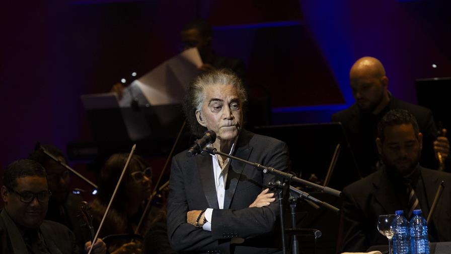 El Puma denuncia trato "humillante" tras ser expulsado de un vuelo de American Airlines