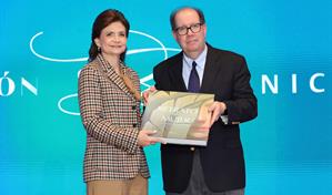 INICIA presenta libro institucional Retrato de Mujer: Mirada femenina en la pintura dominicana