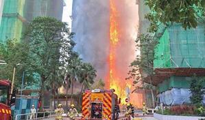 Sube a 36 el número de fallecidos en el incendio en Hong Kong, gradualmente bajo control