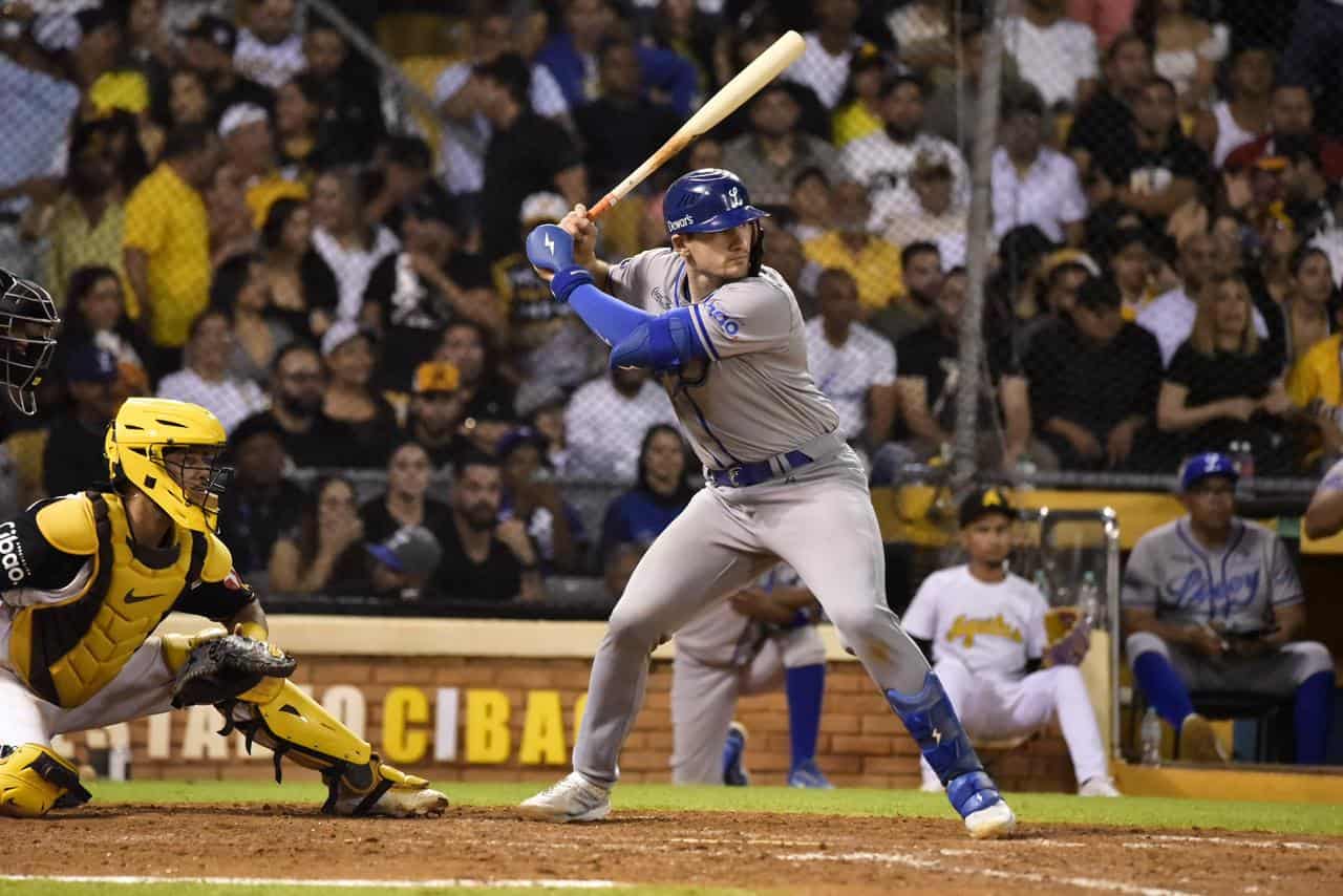 Los Tigres del Licey se impusieron sobre las Águilas Cibaeñas en Santiago este martes.