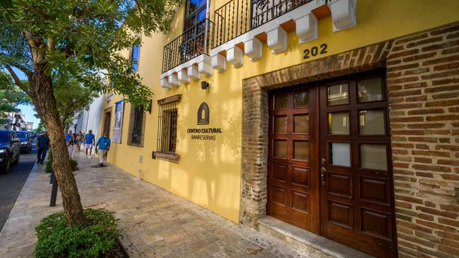 El Centro Cultural Banreservas cierra con la exposición Marilín de los hermanos Nazario El Centro Cultural Banreservas cierra con la exposición Marilín de los hermanos Nazario