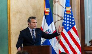 Pete Hegseth enfrenta escrutinio del Congreso por ataques a embarcaciones en el Caribe