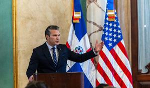 Hegseth promete ofensiva regional contra "narcoterroristas" y destaca liderazgo de Abinader
