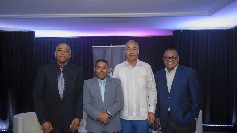 El merengue se piensa y se defiende: Adopae celebra su día con grandes figuras El merengue se piensa y se defiende: Adopae celebra su día con grandes figuras