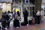 Venezuela instala terminales temporales en principal aeropuerto afectado por terremotos Venezuela instala terminales temporales en principal aeropuerto afectado por terremotos