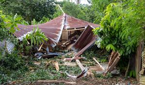 Demuelen decenas de viviendas en Mata Gorda, Villa Mella