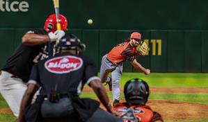 Hay opciones de round robin sin jugar para .500  en la serie regular