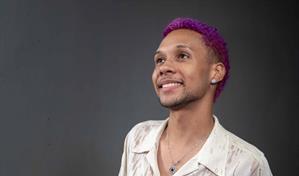 Laz Santos: un alma vintage que encontró su lugar en Dominicana´s Got Talent