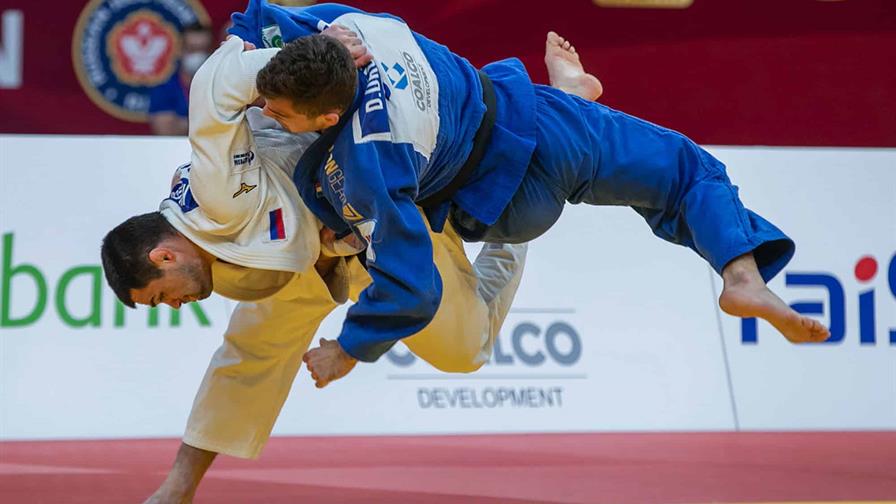 Los judocas rusos podrán competir bajo su bandera nacional y con el himno