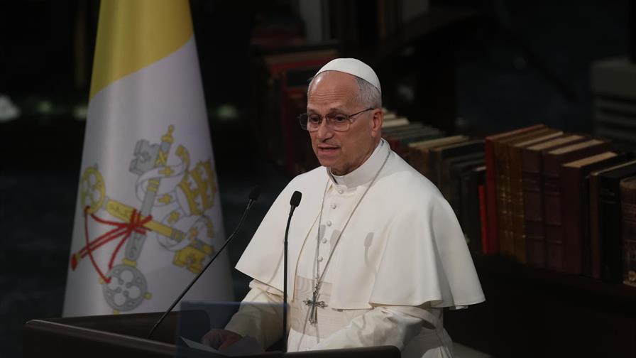 El papa pide a EE. UU. buscar el diálogo en lugar de invadir Venezuela
