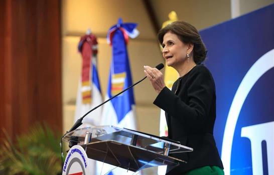 Comerciantes e industriales del Cibao reconocen a la vicepresidenta Raquel Pe&ntilde;a