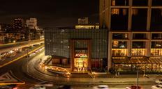 Ágora Santiago Center se estrena en el Black Friday con descuentos de hasta un 70 %