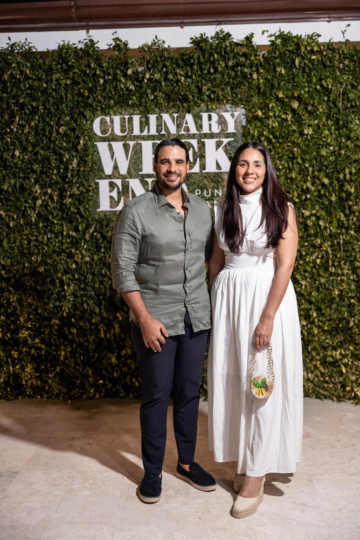 Víctor Mella y Yazmín Yeara.