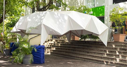 Jes&uacute;s D&acute;Alessandro crea una estructura port&aacute;til patentada para emergencias y eventos al aire libre