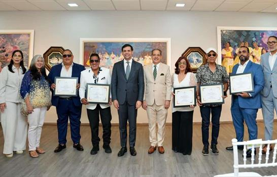 El Ministerio de Cultura inmortaliza a seis íconos del merengue en galería permanente