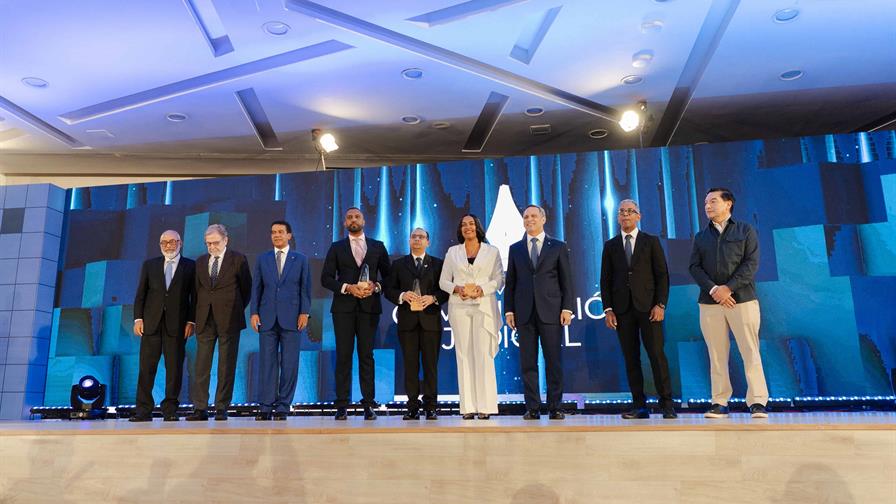 Premian a periodistas dominicanos por fortalecer la comunicación judicial