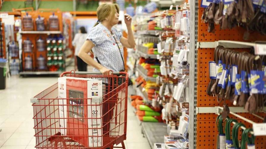 Pro Consumidor supervisa autenticidad de ofertas del Viernes Negro en Santiago