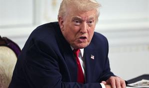 Trump dice que el espacio aéreo de Venezuela debe considerarse como cerrado en su totalidad