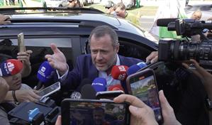 Defensa de Bolsonaro pide "nulidad" de juicio por golpismo