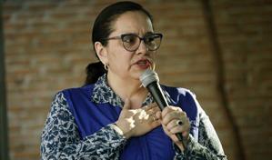 Esposa de expresidente hondureño preso en EE. UU. agradece a Donald Trump futuro indulto