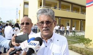 Director de Educación en Santiago aclara muerte de estudiante y señala bandas en el entorno