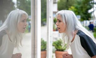 Cómo las canas pueden ser un signo de las defensas del cuerpo contra el cáncer