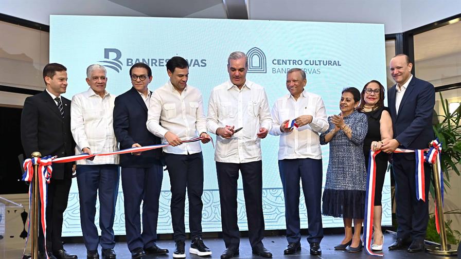 Banreservas inaugura Centro Cultural en Santiago de los Caballeros