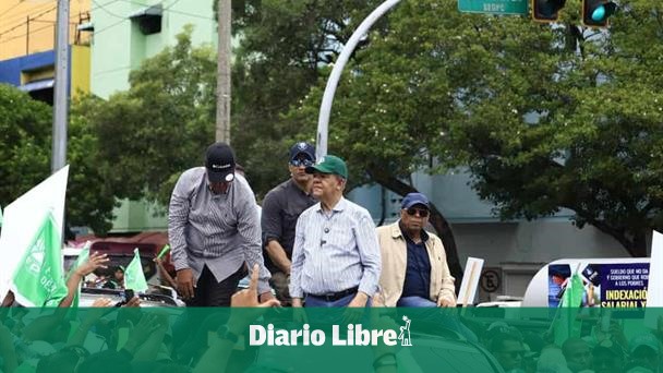 Leonel Fernández manda al Gobierno a recoger sus maletas