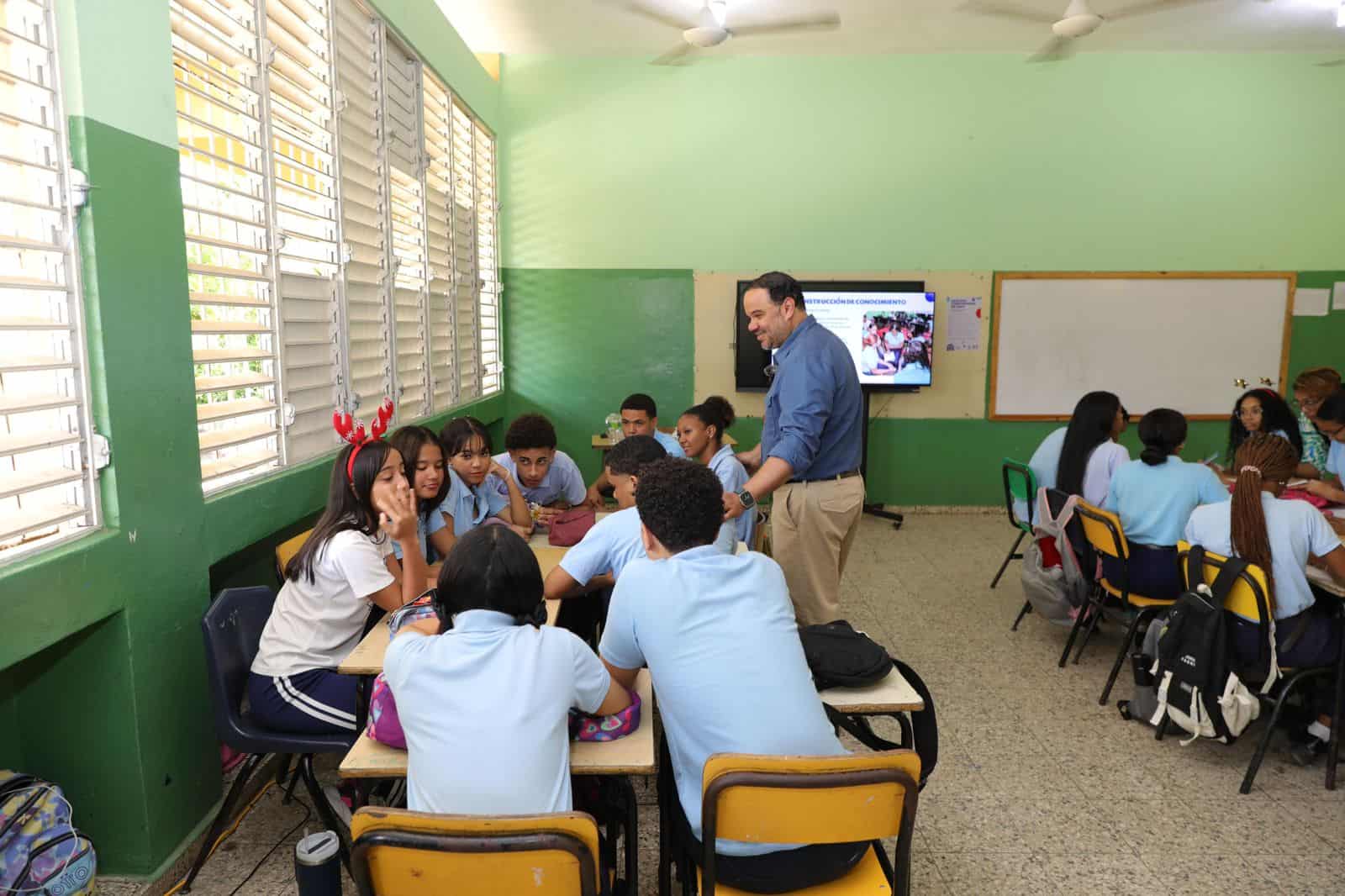 La clase terminó con un consenso colectivo: La libertad de expresión es un derecho, sí. Pero su fuerza real aparece cuando está guiada por la responsabilidad y por el respeto a la dignidad de los demás.