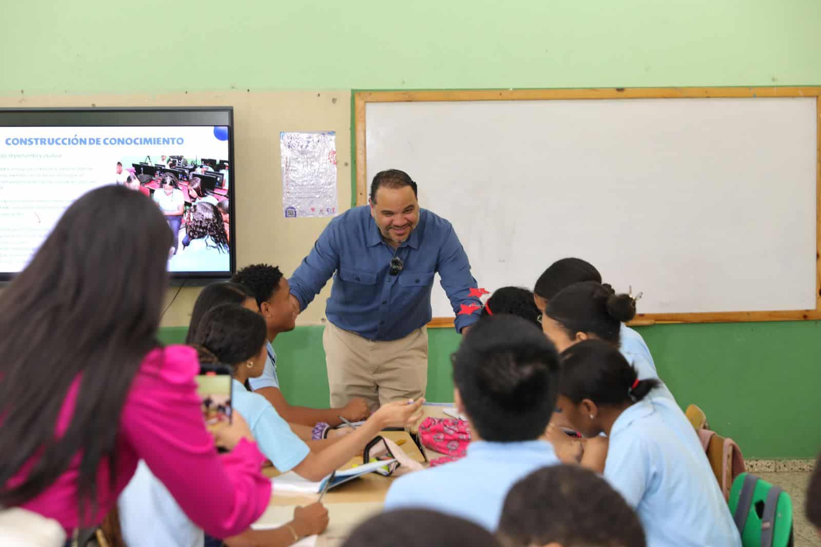 La clase terminó con un consenso colectivo: La libertad de expresión es un derecho, sí. Pero su fuerza real aparece cuando está guiada por la responsabilidad y por el respeto a la dignidad de los demás.