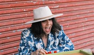 Covi Quintana inicia residencia "El colmado" este domingo