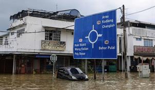 Inundaciones en Asia dejan más de mil muertos