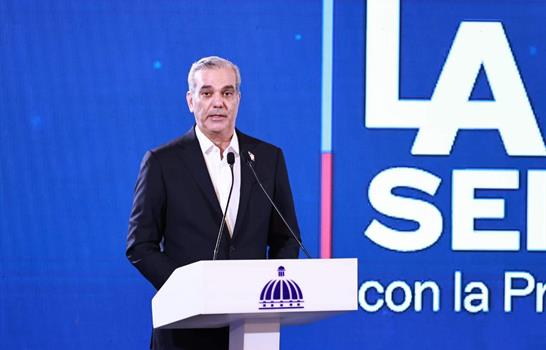 Abinader dice que no existe un plan para someter una reforma fiscal en enero de 2026