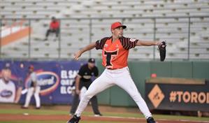 Toros apalean Águilas y Aaron Sánchez lanza siete entradas de solo una carrera
