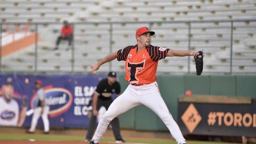 Toros apalean Águilas y Aaron Sánchez lanza siete entradas de solo una carrera Toros apalean Águilas y Aaron Sánchez lanza siete entradas de solo una carrera