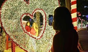 Abinader inaugura Villa Navidad 2025 y llama a las familias a disfrutar del espacio