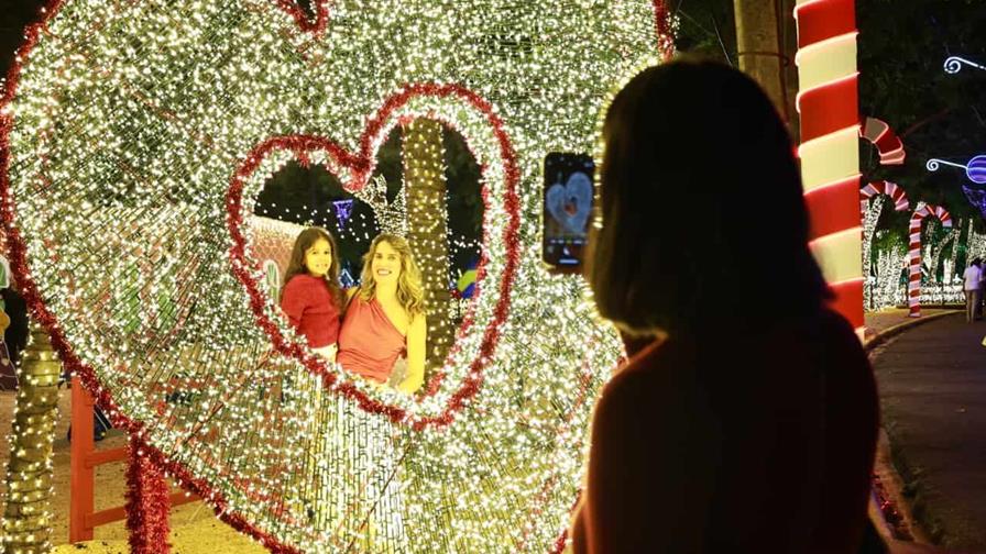 Abinader inaugura Villa Navidad 2025 y llama a las familias a disfrutar del espacio Abinader inaugura Villa Navidad 2025 y llama a las familias a disfrutar del espacio