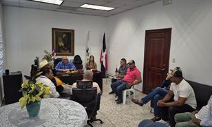 Comerciantes y autoridades se reúnen para fortalecer la operatividad del comercio fronterizo