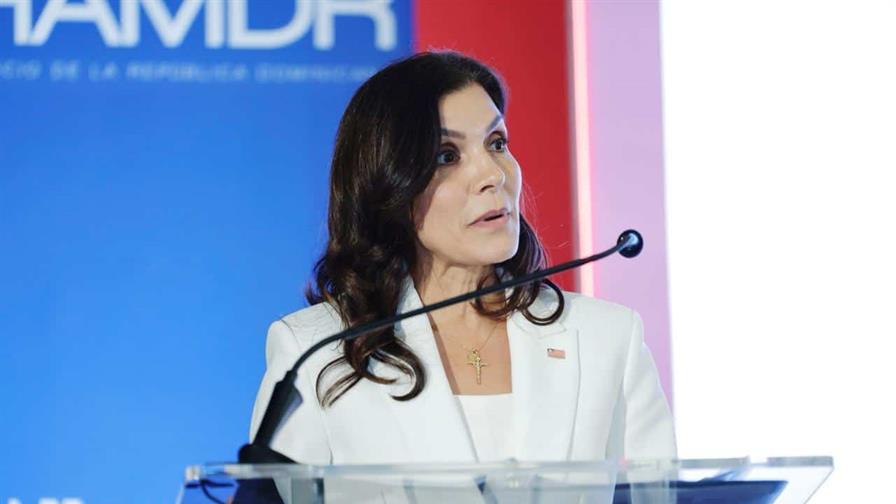 Un giro en el enfoque: señales políticas y económicas en el discurso de la embajadora Campos Un giro en el enfoque: señales políticas y económicas en el discurso de la embajadora Campos