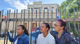 Claman justicia por muerte de estudiante de 14 años tras riña en Santiago Oeste