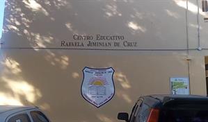 Paralizan docencia por 48 horas en reclamo de reparación de escuela en Santiago