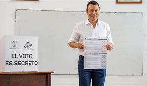 El Consejo Electoral de Ecuador oficializa el triunfo del No en el referéndum de Noboa