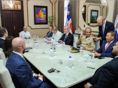 El mito del centro logístico dominicano