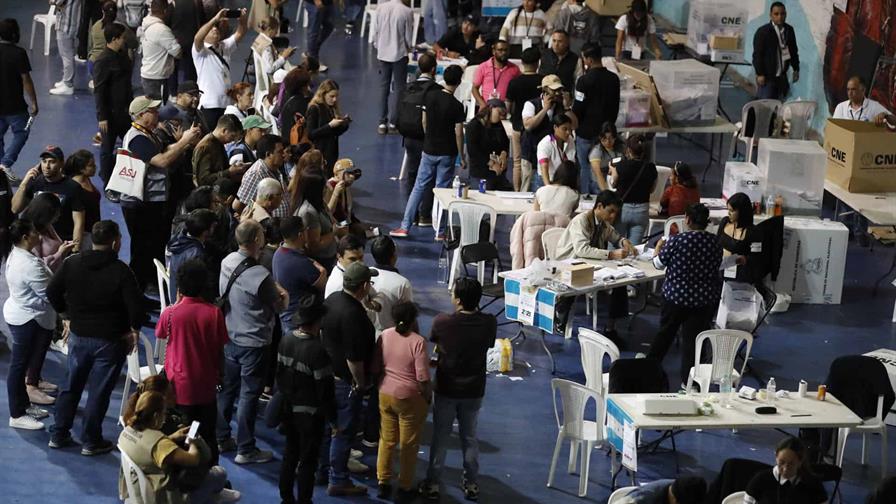 Fallas técnicas y un empate, Honduras sigue sin presidente electo tras las elecciones Fallas técnicas y un empate, Honduras sigue sin presidente electo tras las elecciones