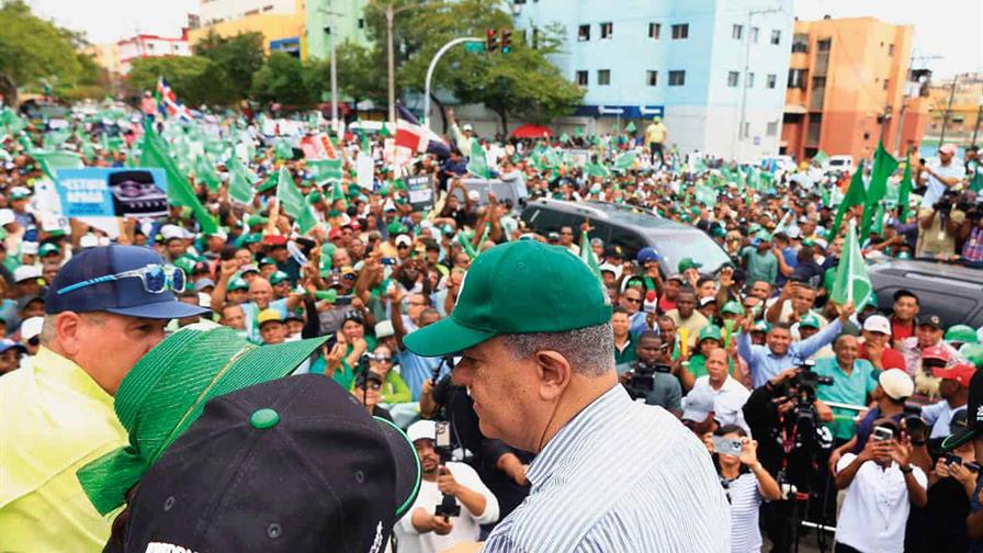 La Junta Central Electoral regaña a la Fuerza del Pueblo por mitin La Junta Central Electoral regaña a la Fuerza del Pueblo por mitin