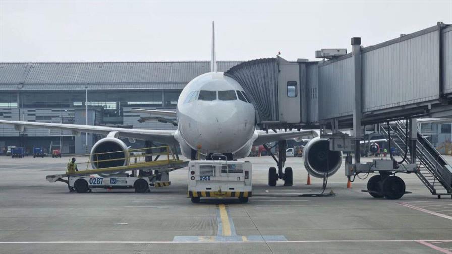 Latam Colombia suspende hasta nuevo aviso su ruta Bogotá-Caracas por la medida del INAC