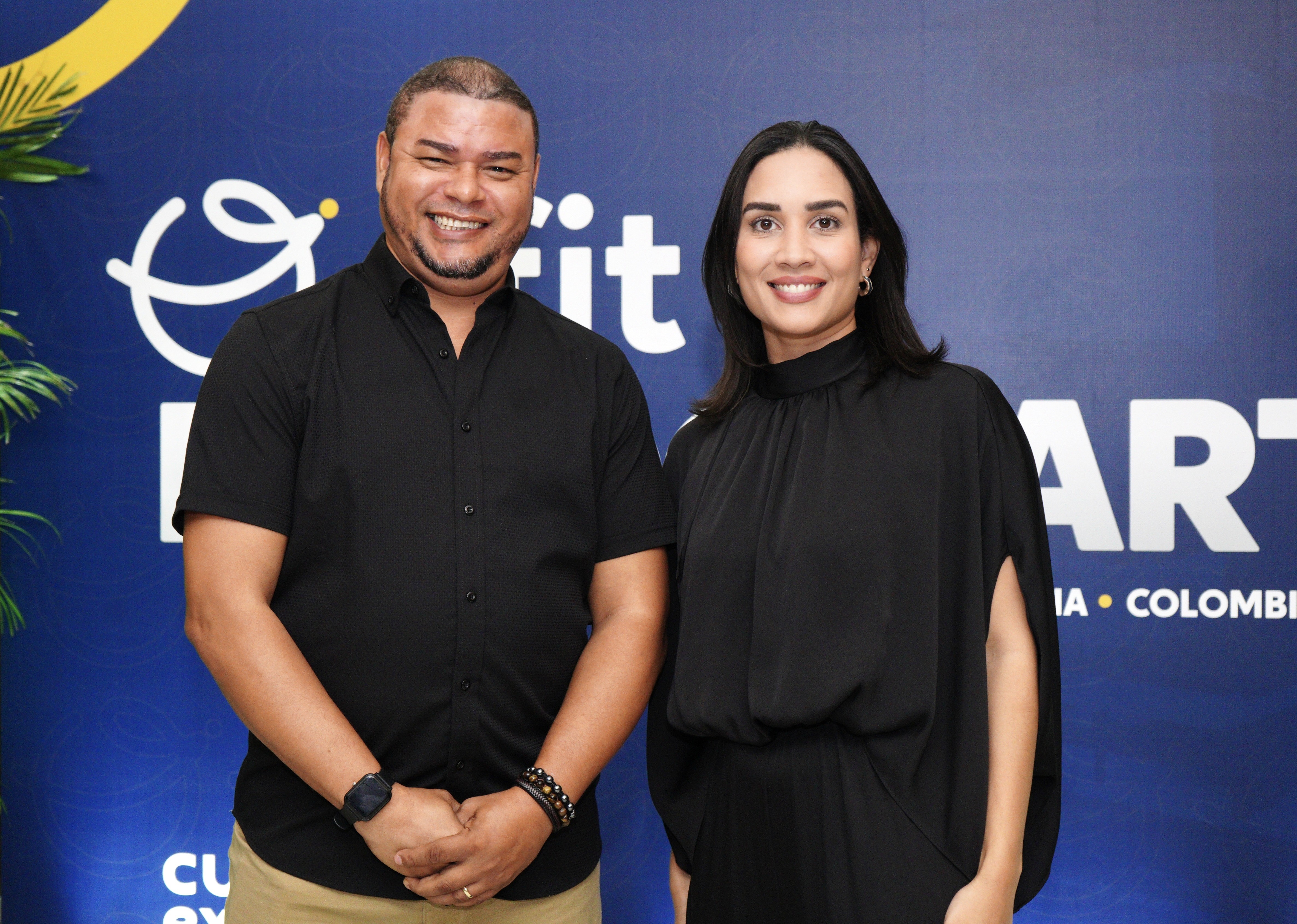 ohn Pérez y Mariel Reyes.